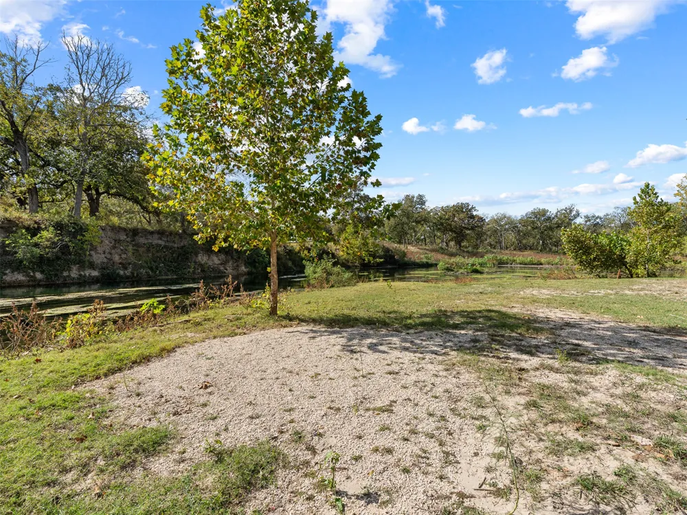 2 US Hwy 90 Alt Seguin, TX 78155