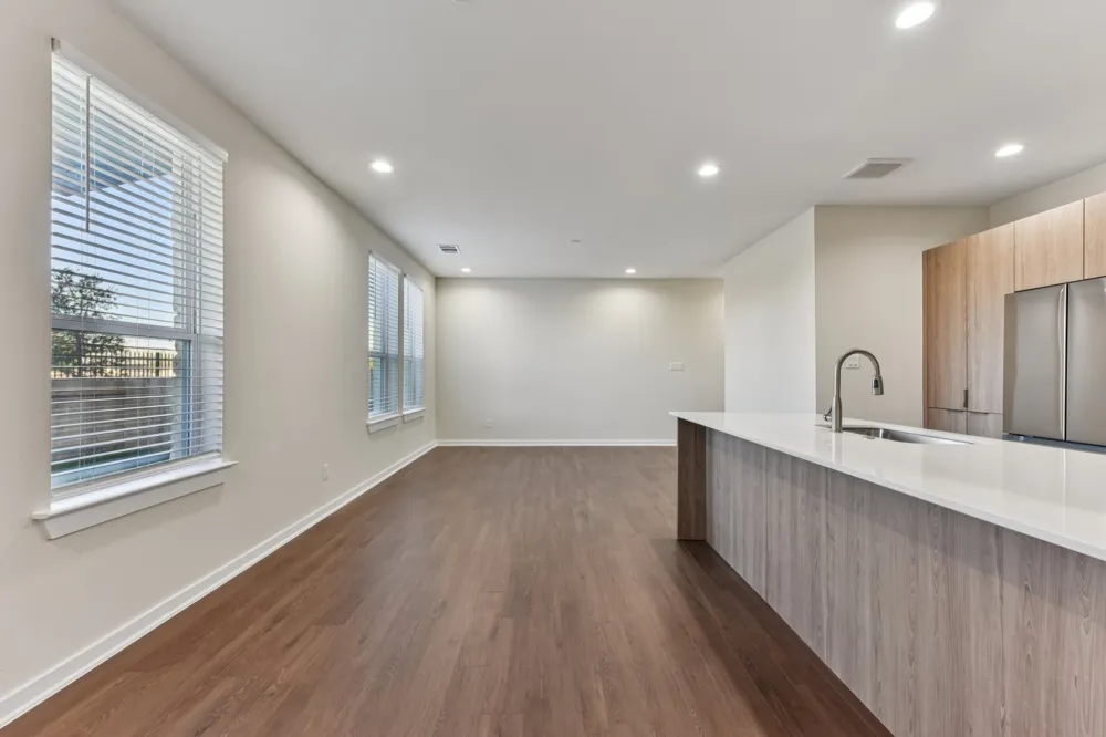 17012 Marsh Wren Pass Drive #1104C Pflugerville, TX 78660