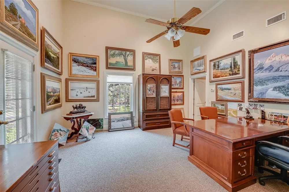 8611 Young Lane Austin, TX 78737