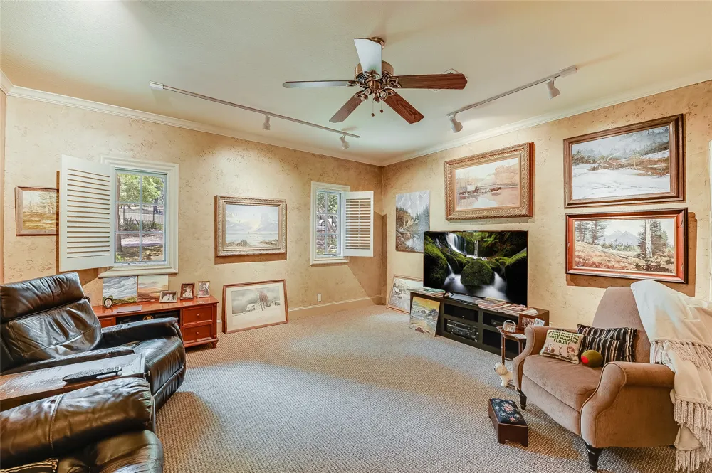 8611 Young Lane Austin, TX 78737