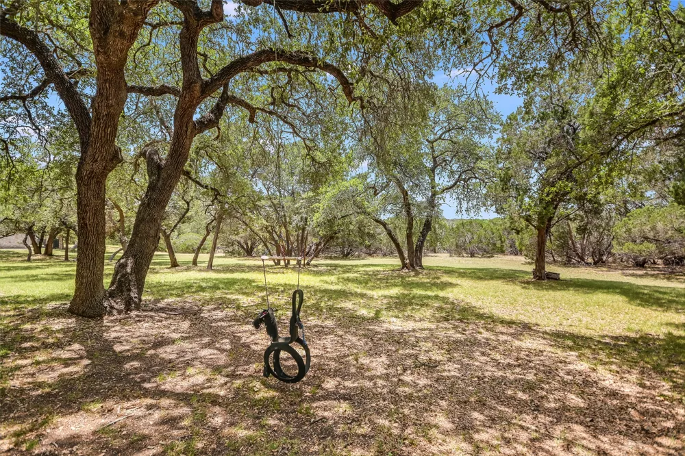 8611 Young Lane Austin, TX 78737
