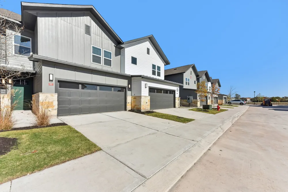 17012 Marsh Wren Pass Drive #1104B Pflugerville, TX 78660