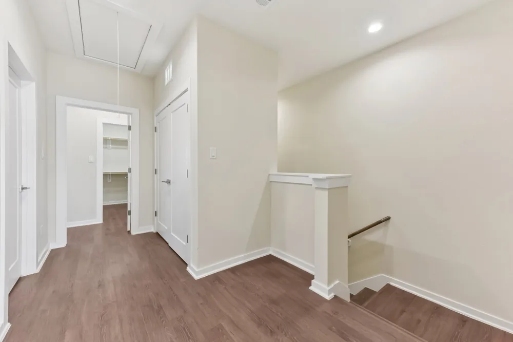 17012 Marsh Wren Pass Drive #1104B Pflugerville, TX 78660