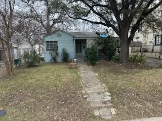 3311 Hollywood Avenue Austin, TX 78722