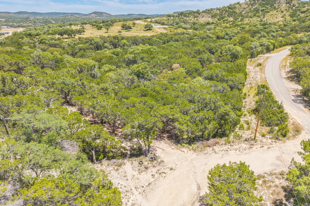 Live Oak Place Pipe Creek, TX 78063