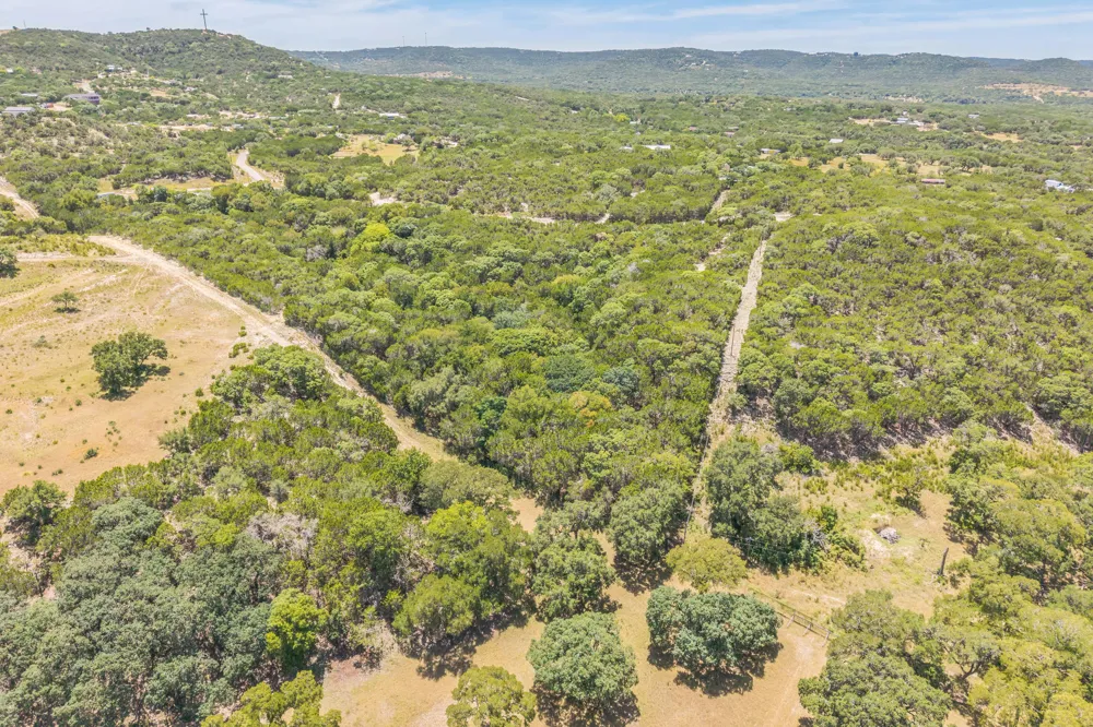 Live Oak Place Pipe Creek, TX 78063