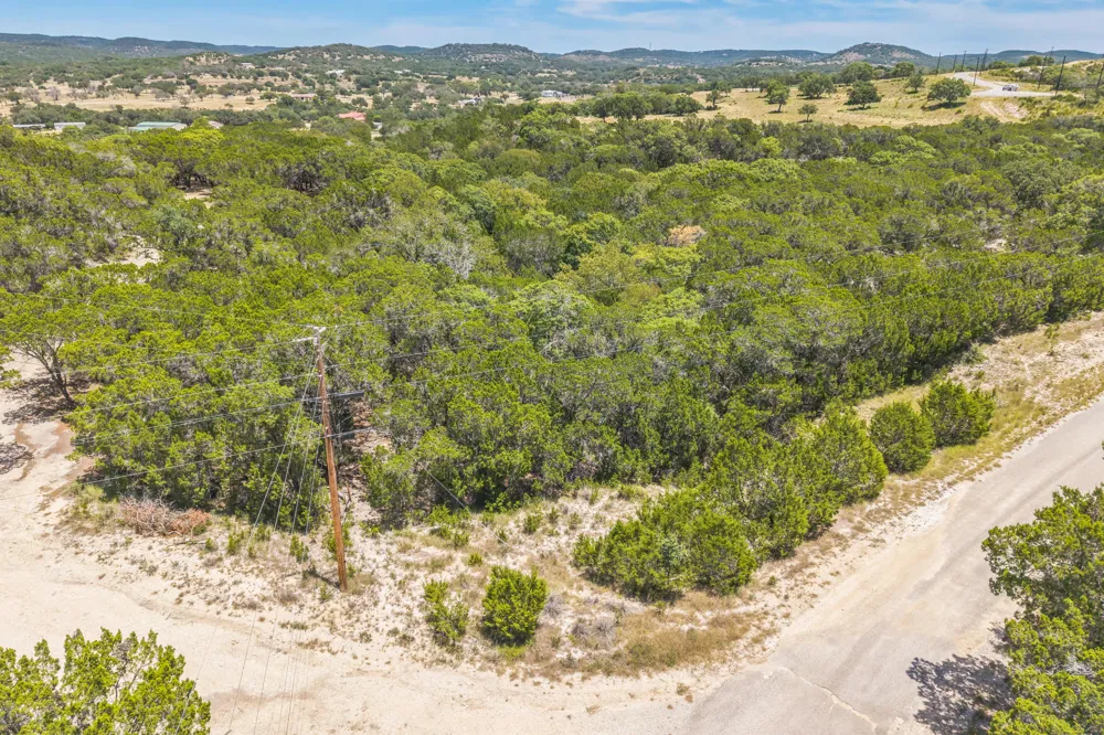 Live Oak Place Pipe Creek, TX 78063
