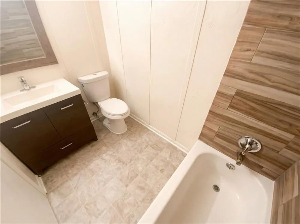 311 Quail Run Roswell, GA 30076