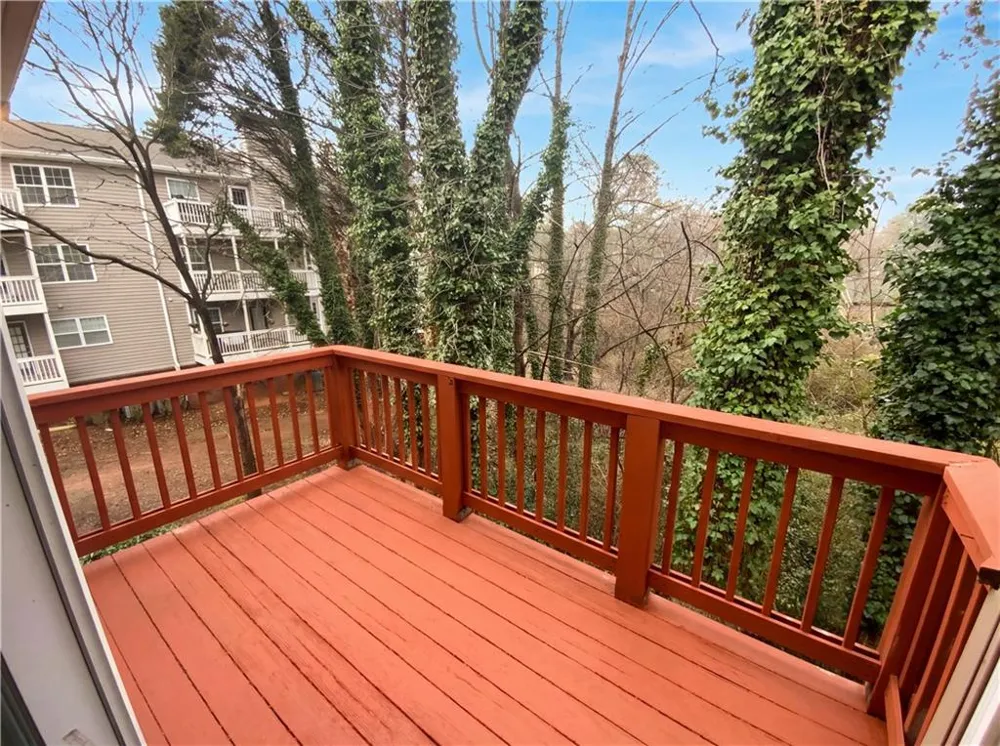 311 Quail Run Roswell, GA 30076