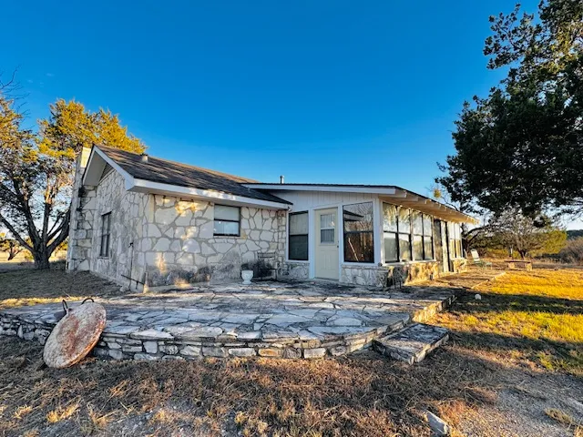 810 KC 271 Junction, TX 76849