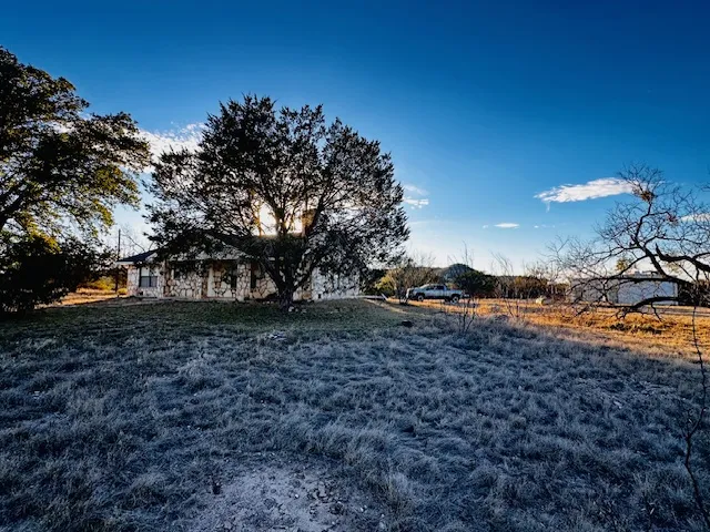 810 KC 271 Junction, TX 76849