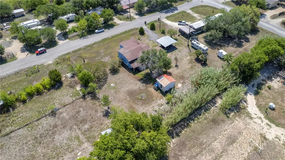 110 Belinda Lane Kyle, TX 78640