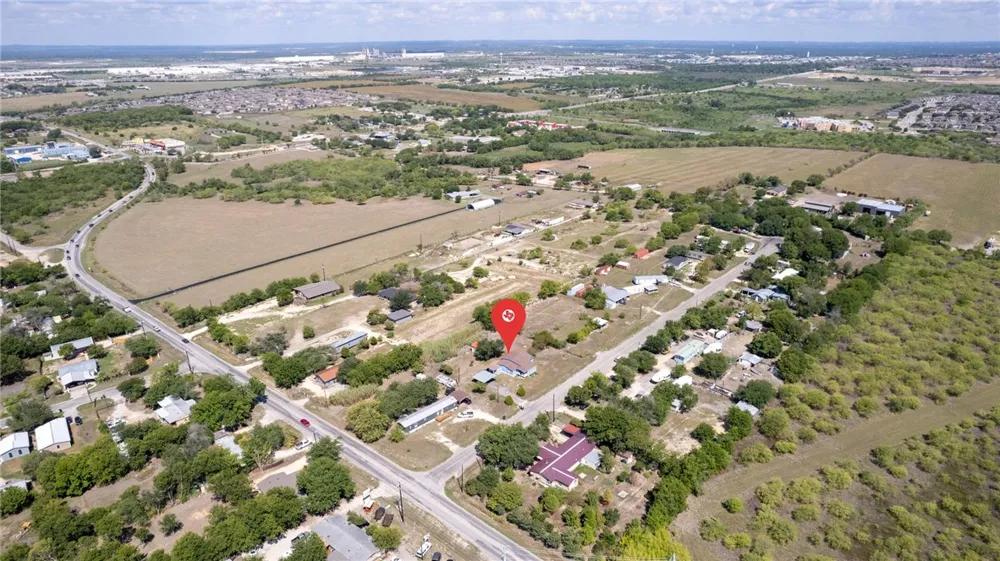 110 Belinda Lane Kyle, TX 78640