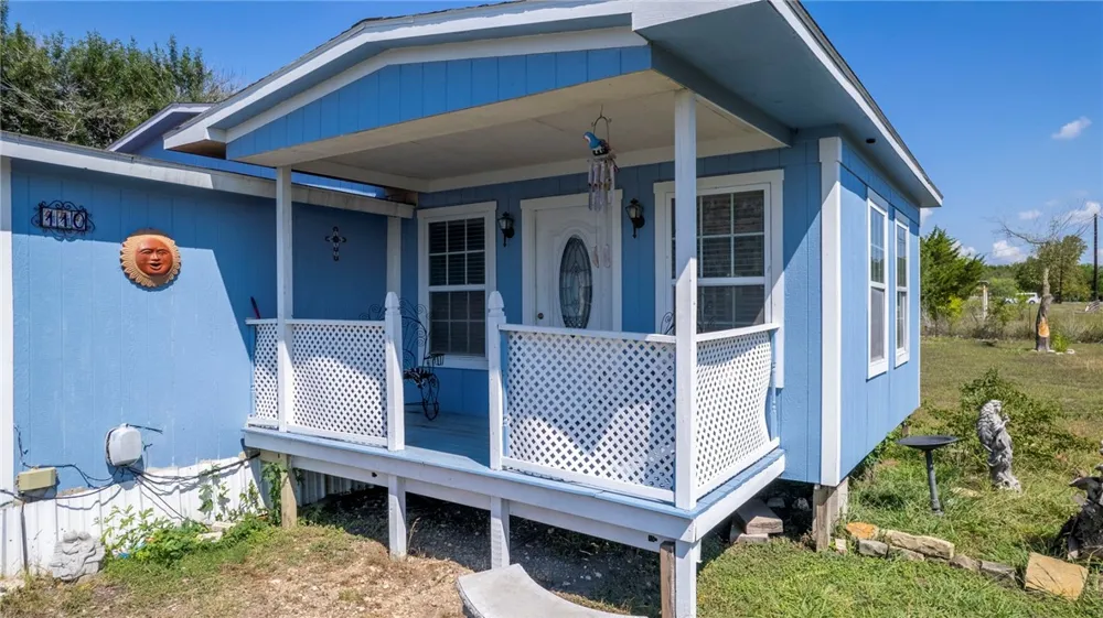 110 Belinda Lane Kyle, TX 78640