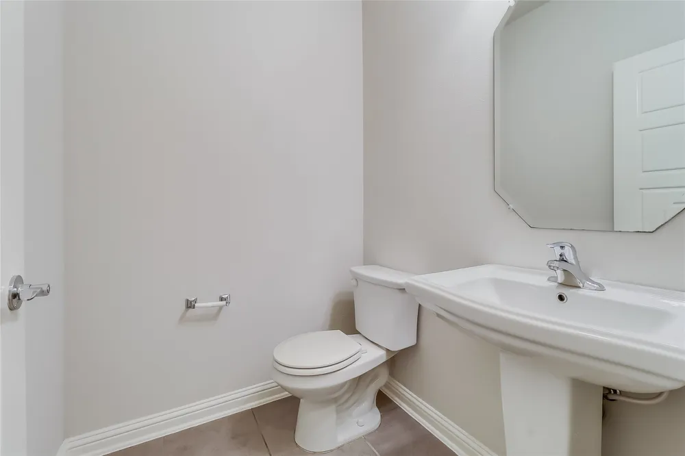6814 E Riverside Drive #32 Austin, TX 78741