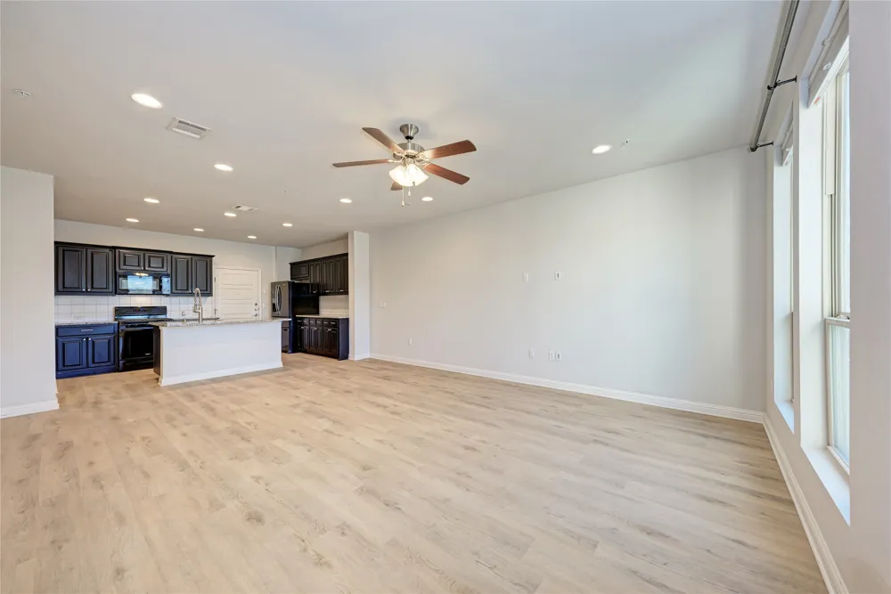 6814 E Riverside Drive #32 Austin, TX 78741