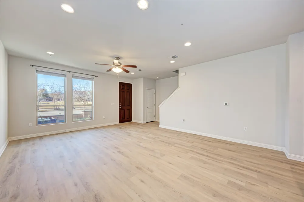 6814 E Riverside Drive #32 Austin, TX 78741