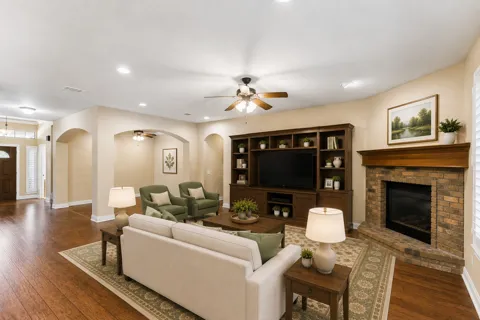 4802 Hidden Springs Trail