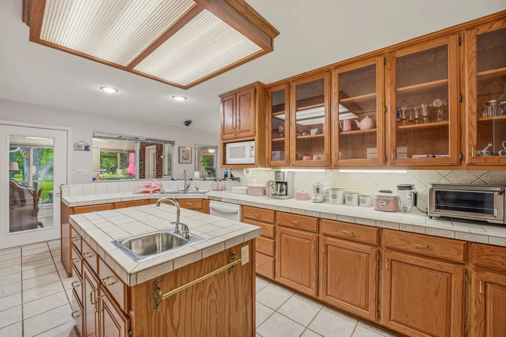 3741 County Road 2160 Iredell, TX 76649