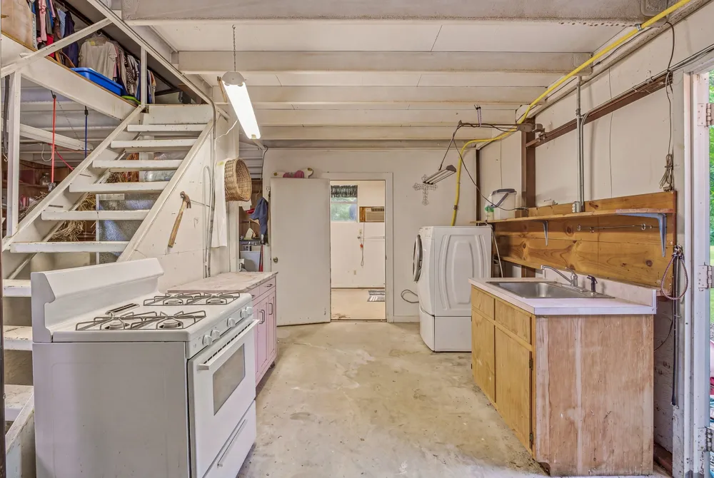 3741 County Road 2160 Iredell, TX 76649