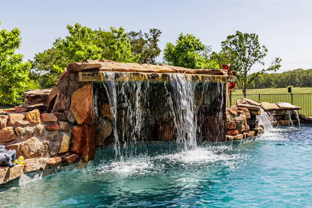 1466 County Road 1270 Alvord, TX 76225