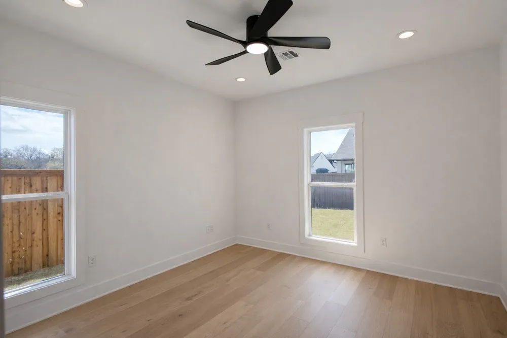 2033 Nichole Boulevard Pottsboro, TX 75076