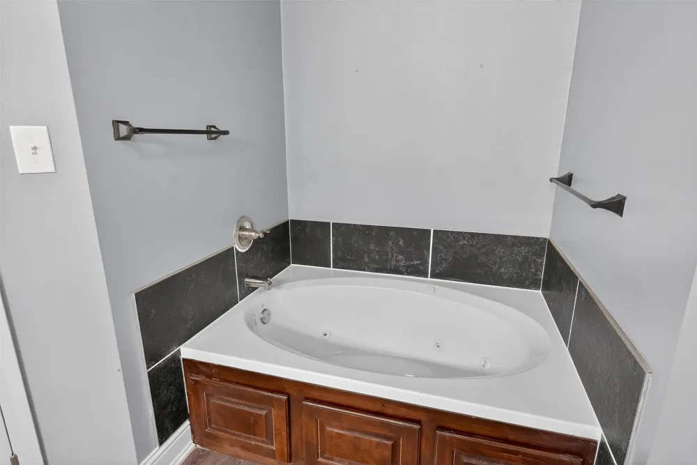 720 Haggerty Road Karnack, TX 75661