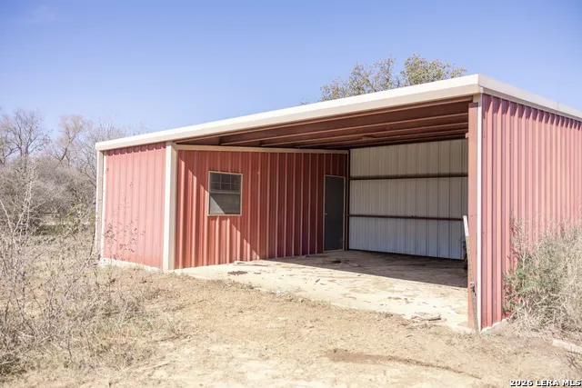 3190 Pittman Rd St.Hedwig, TX 78152