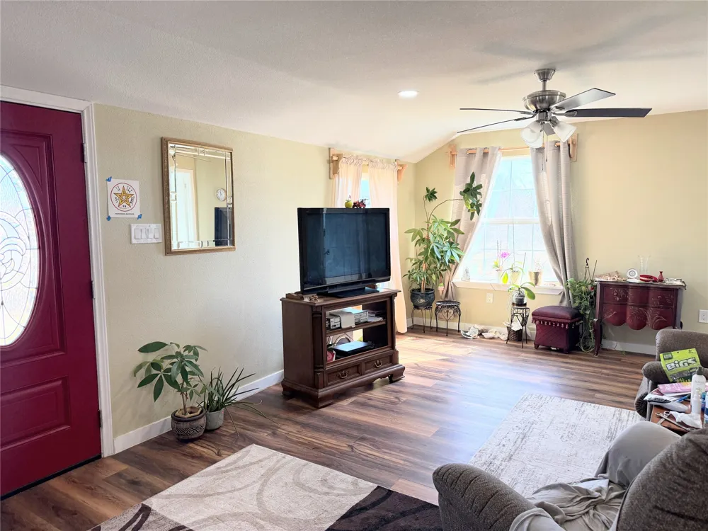 7838 Fm 937 Thornton, TX 76687