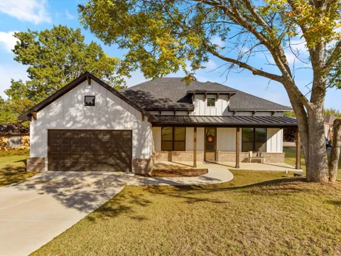 703 Ridgeway Road