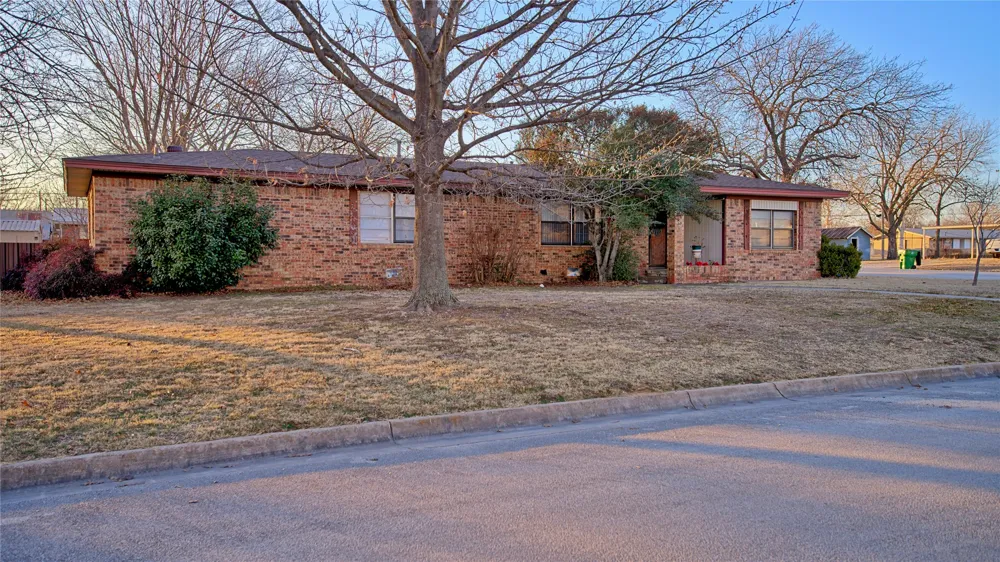 200 Louise Street Nocona, TX 76255