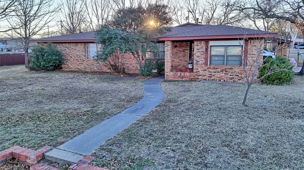 200 Louise Street Nocona, TX 76255