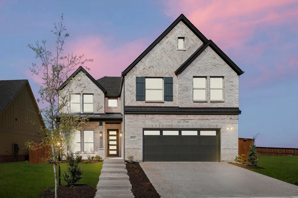 813 Golden Galaxy Way Lucas, TX 75098
