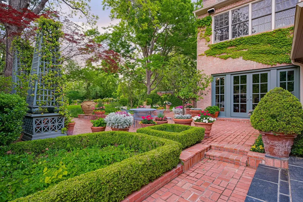 5007 Seneca Drive Dallas, TX 75209