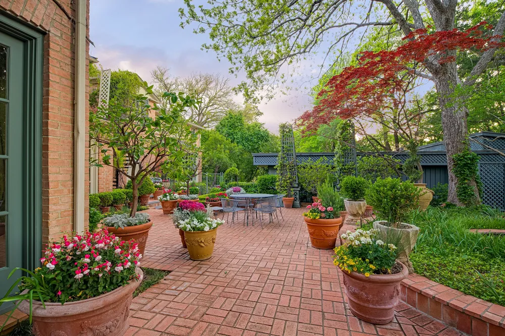 5007 Seneca Drive Dallas, TX 75209