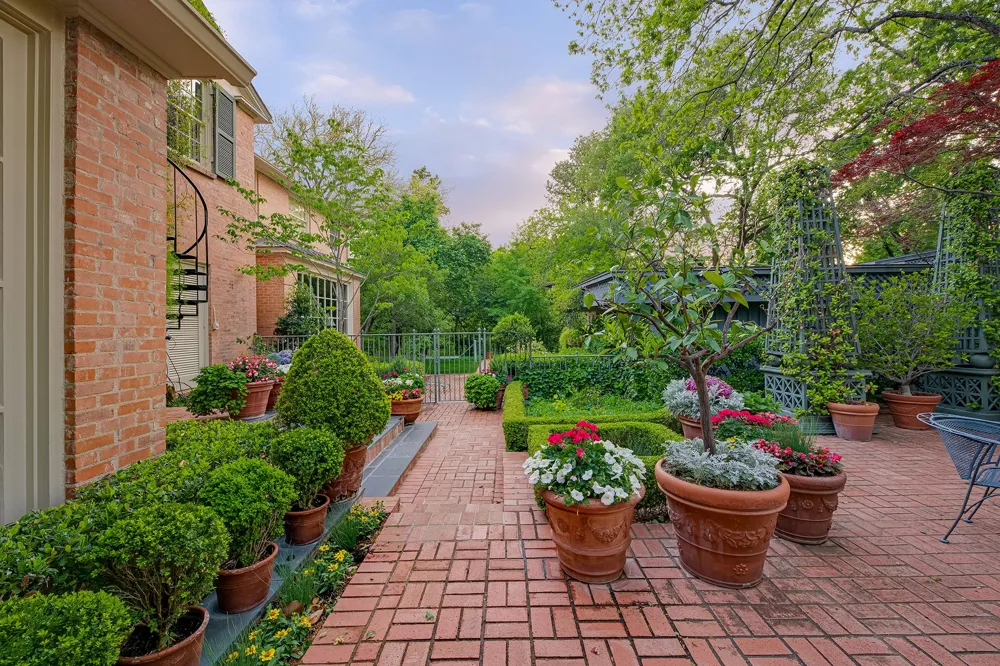 5007 Seneca Drive Dallas, TX 75209