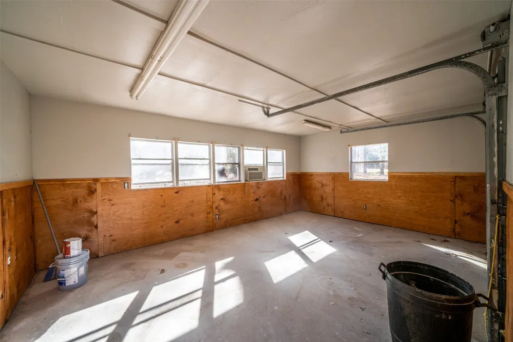 1051 County Road 2620 Mineola, TX 75773
