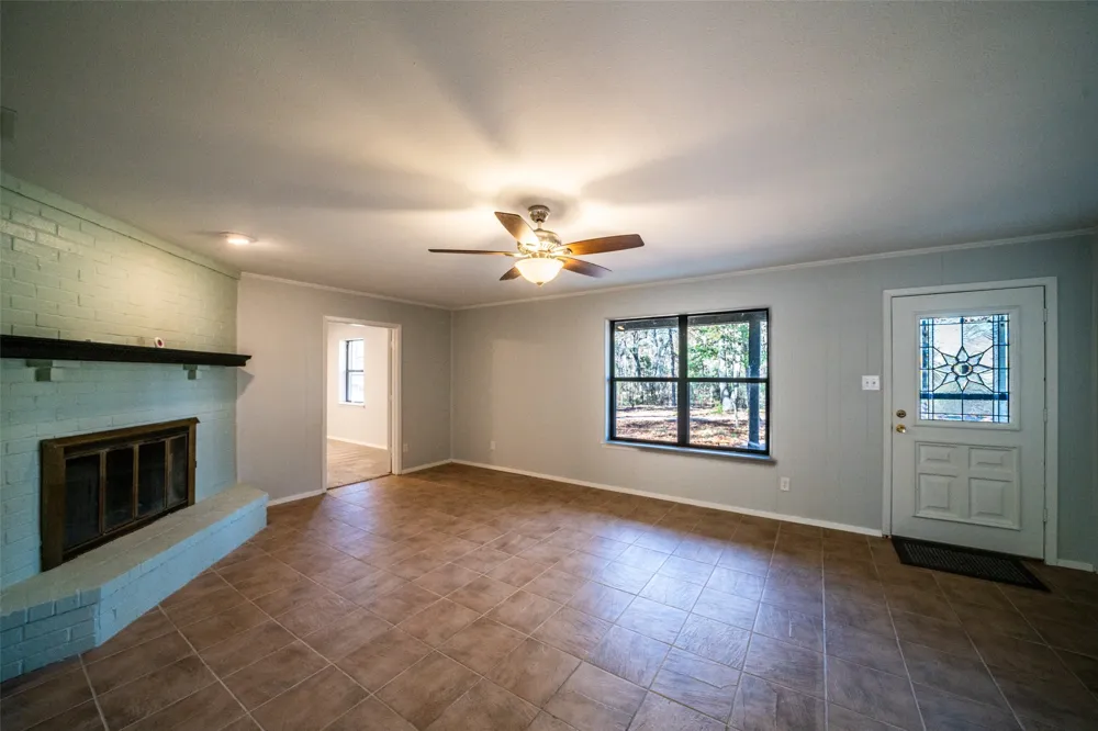 1051 County Road 2620 Mineola, TX 75773