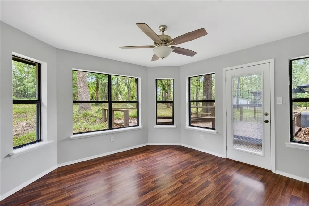 1051 County Road 2620 Mineola, TX 75773