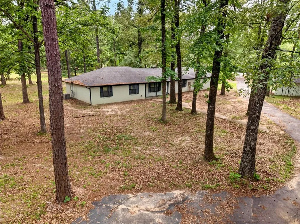 1051 County Road 2620 Mineola, TX 75773