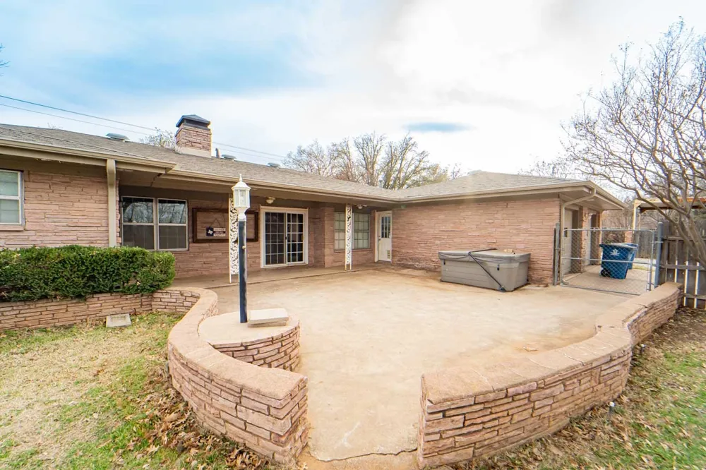 1506 W Elliott Street Breckenridge, TX 76424