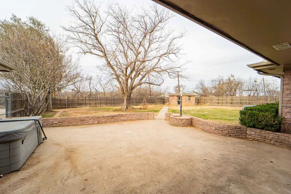 1506 W Elliott Street Breckenridge, TX 76424