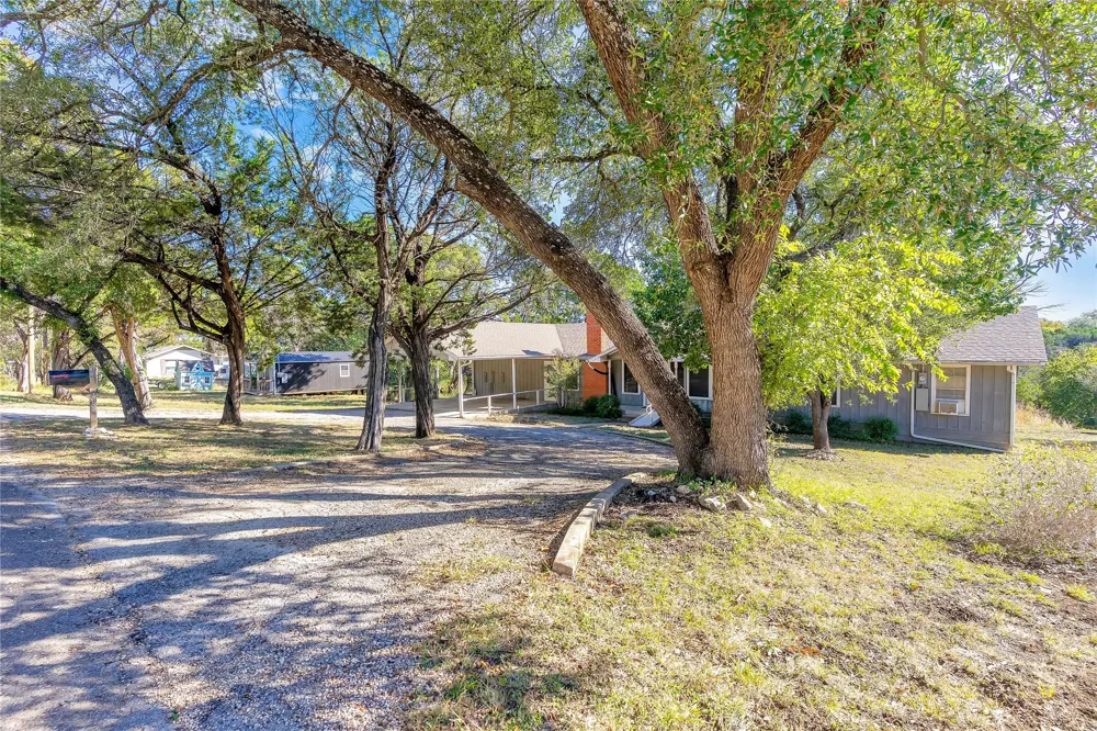 488 County Road 1600 Clifton, TX 76634