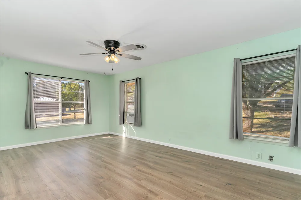 488 County Road 1600 Clifton, TX 76634