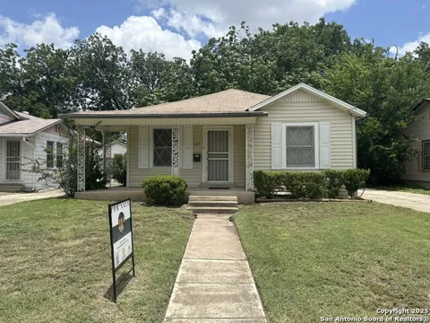227 Cavalier Ave