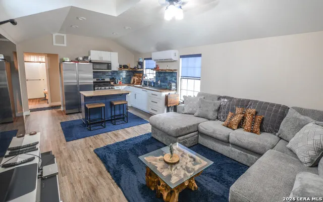 15019 County Road 310 Rocksprings, TX 78880