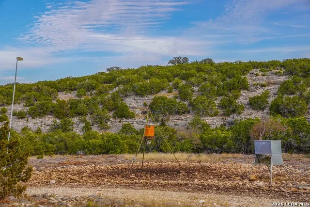 15019 County Road 310 Rocksprings, TX 78880