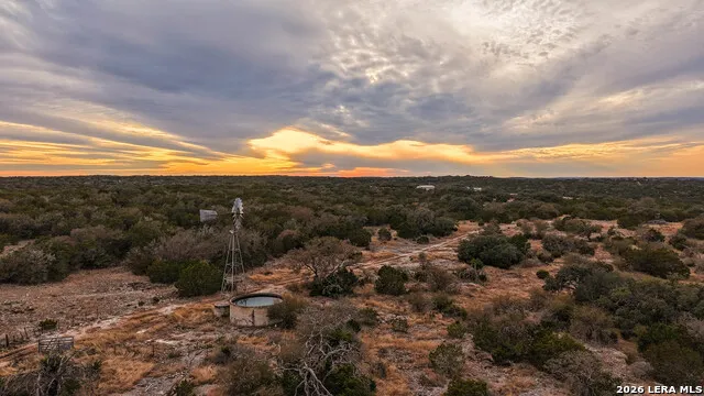 15019 County Road 310 Rocksprings, TX 78880