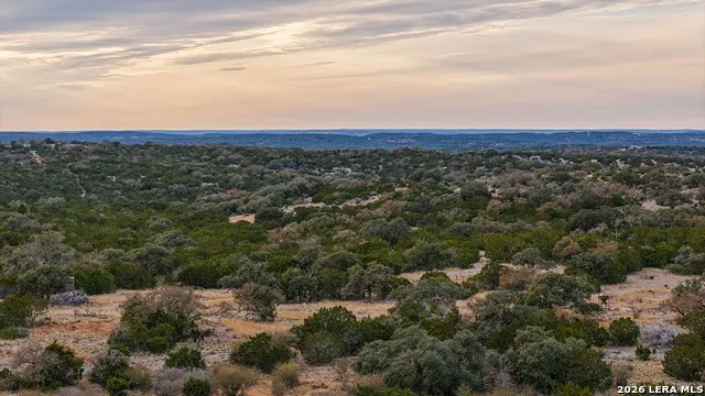 15019 County Road 310 Rocksprings, TX 78880