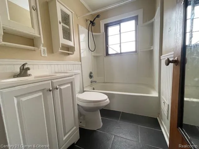 1441 S Telegraph #2 Road Dearborn City, MI 48124